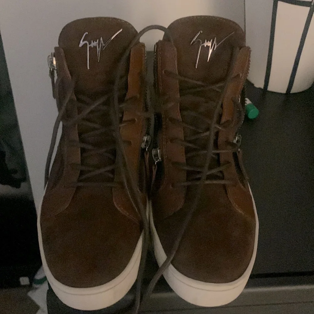 Brown Giuseppe Zanotti in very good condition with dust bag no box - Picture 4 of 6